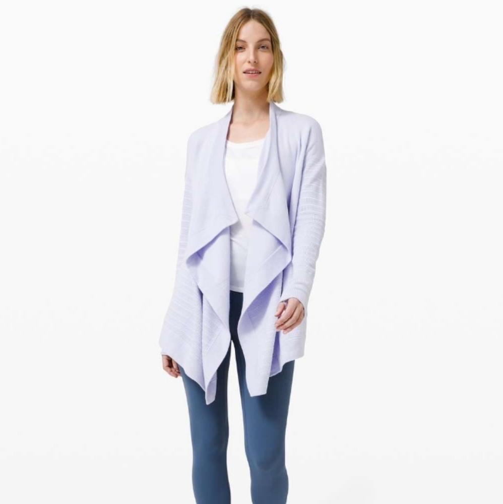 Lululemon Find Your Calm Wrap in Serene Blue Size 8 - Picture 3 of 10